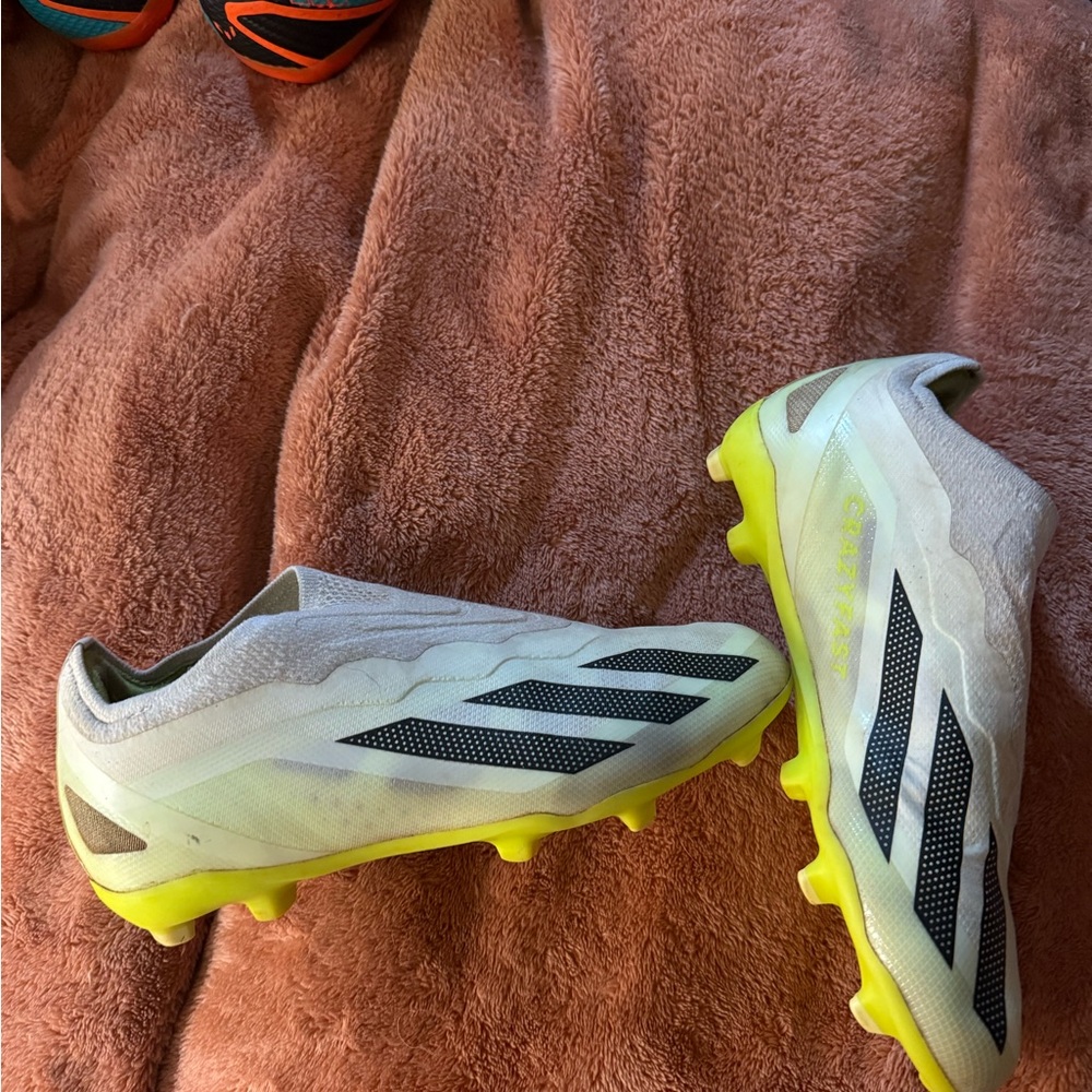 Adidas Crazyfast Elite Firm Ground White and Yellow Soccer Cleats size 3